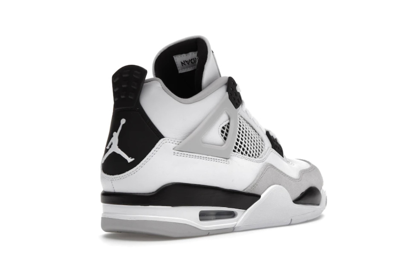 Air Jordan 4 Retro Military Black